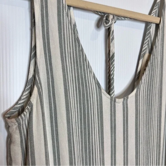 CLOTH & STONE Linen Blend Stripped Jumpsuit. Size Small - Picture 4 of 8